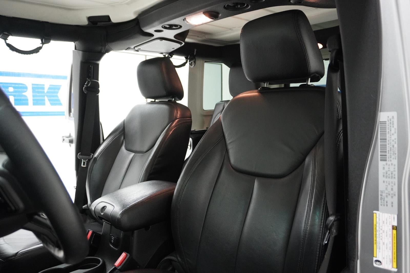 2015 Jeep Wrangler Unlimited Altitude