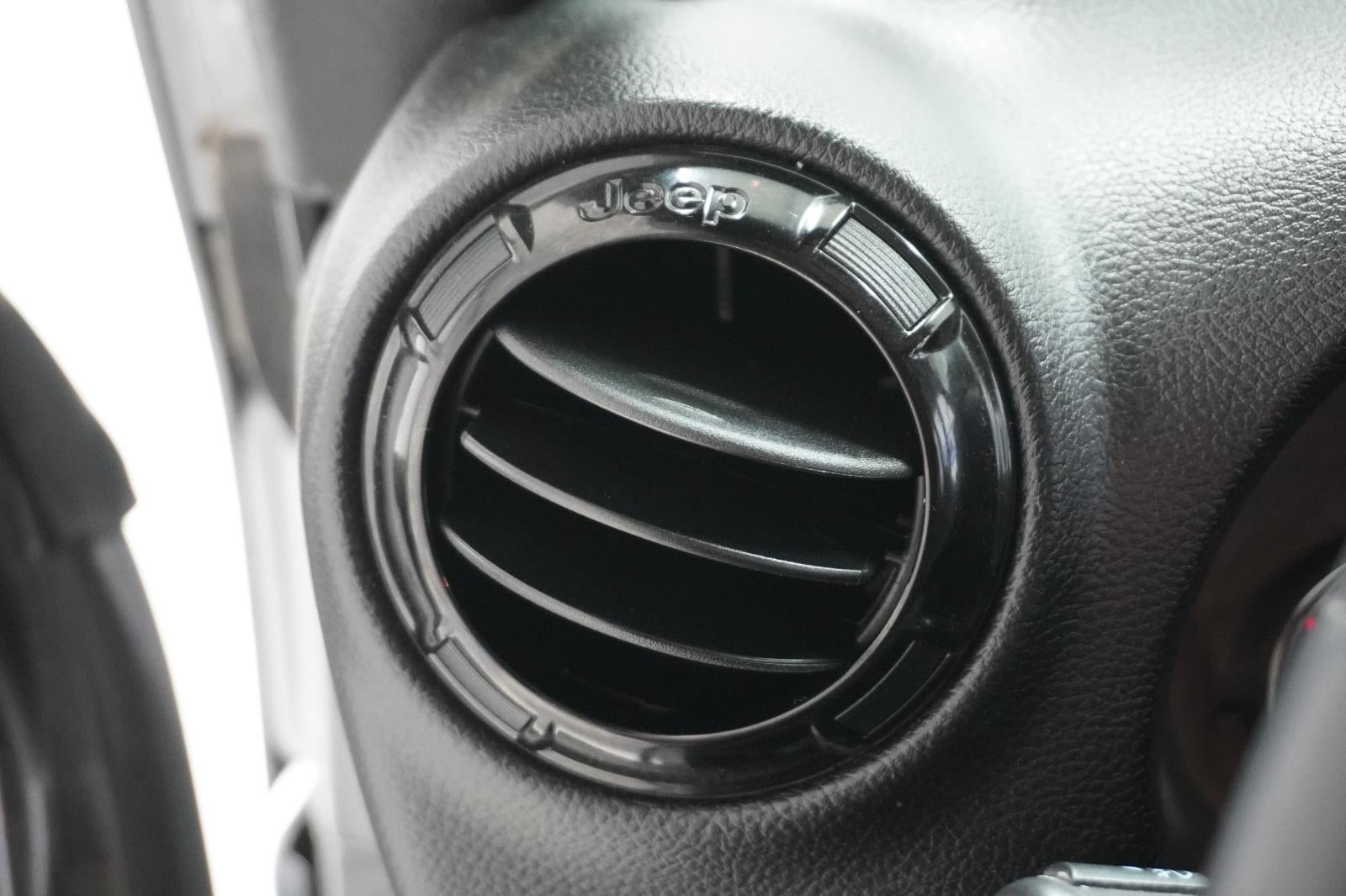 2015 Jeep Wrangler Unlimited Altitude