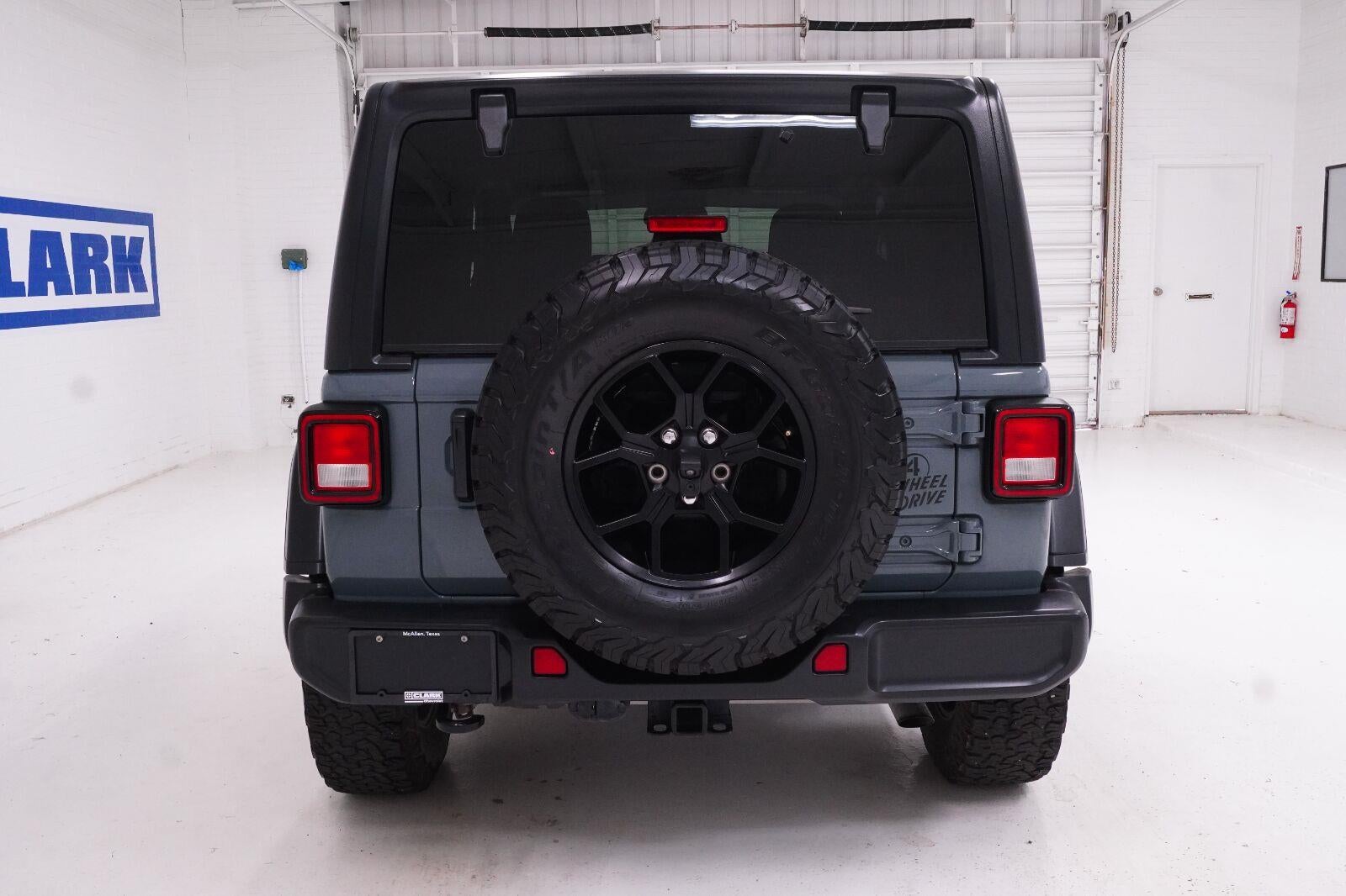 2024 Jeep Wrangler Willys