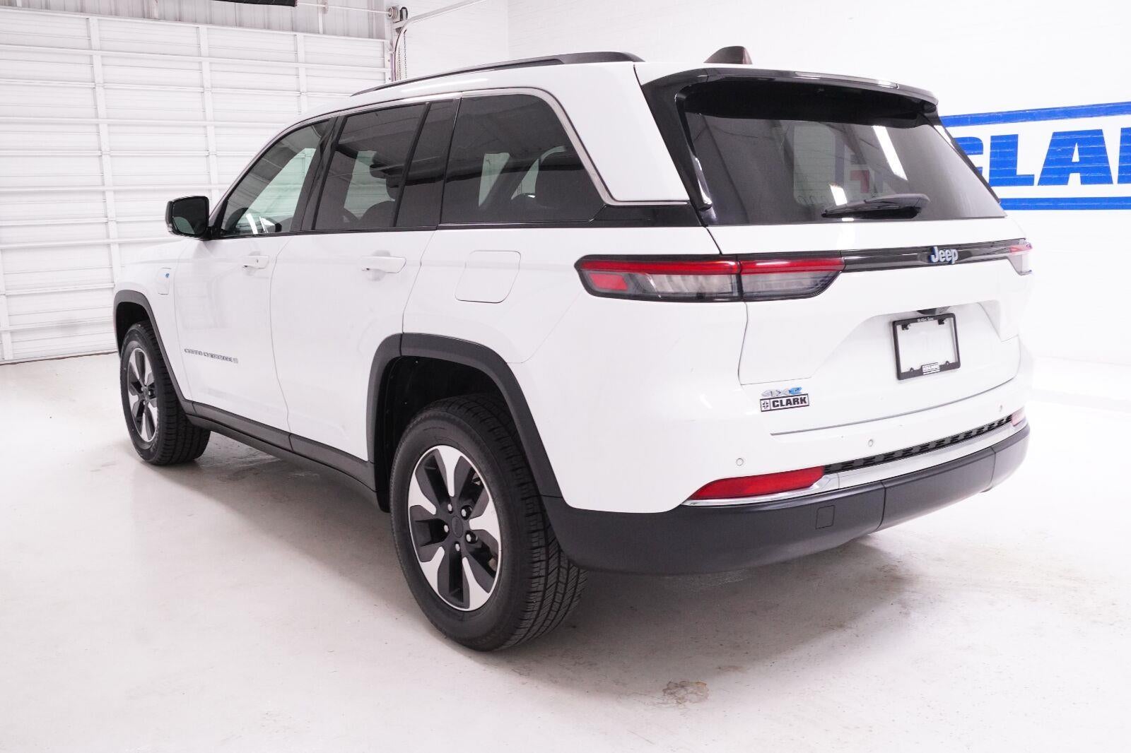 2024 Jeep Grand Cherokee 4xe BASE