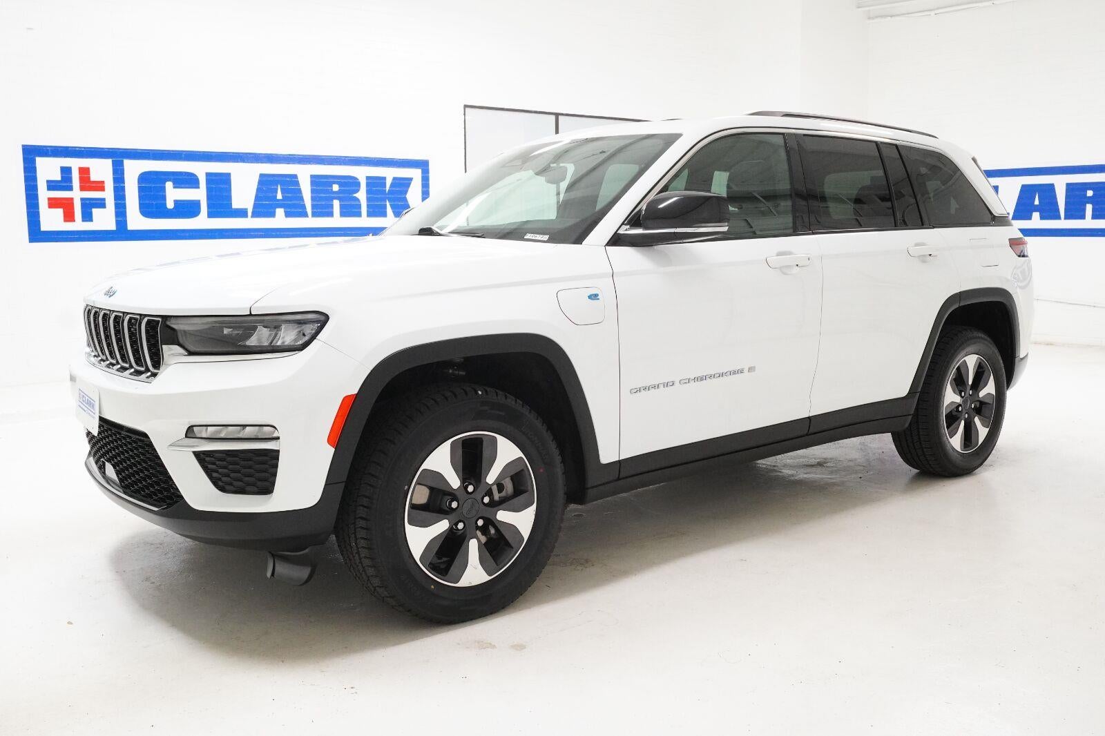 2024 Jeep Grand Cherokee 4xe BASE