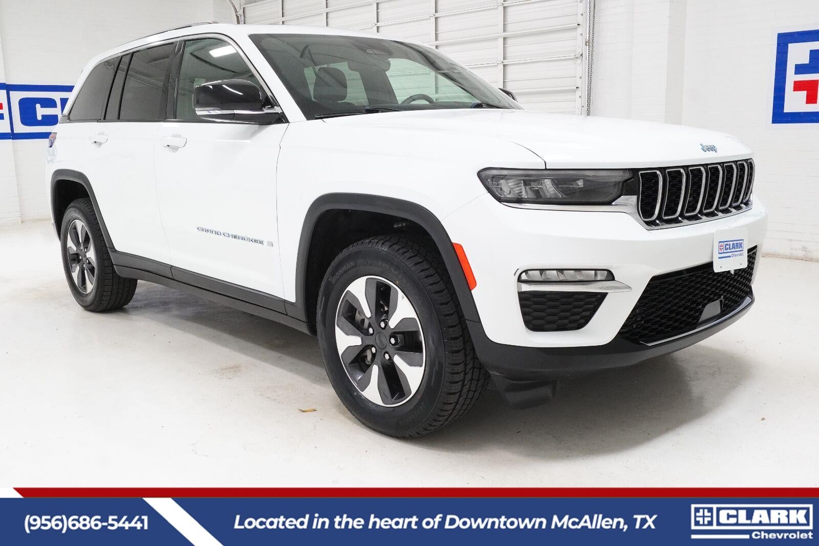 2024 Jeep Grand Cherokee 4xe BASE