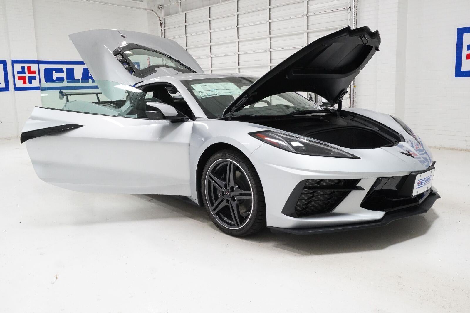 2027 Chevrolet Corvette Stingray 1LT