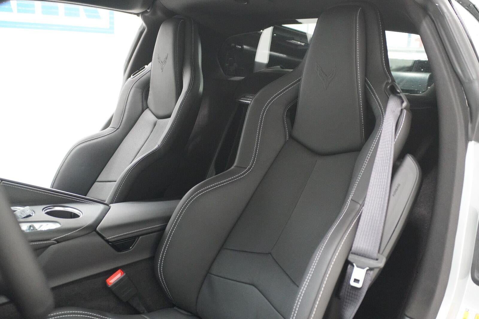 2027 Chevrolet Corvette Stingray 1LT