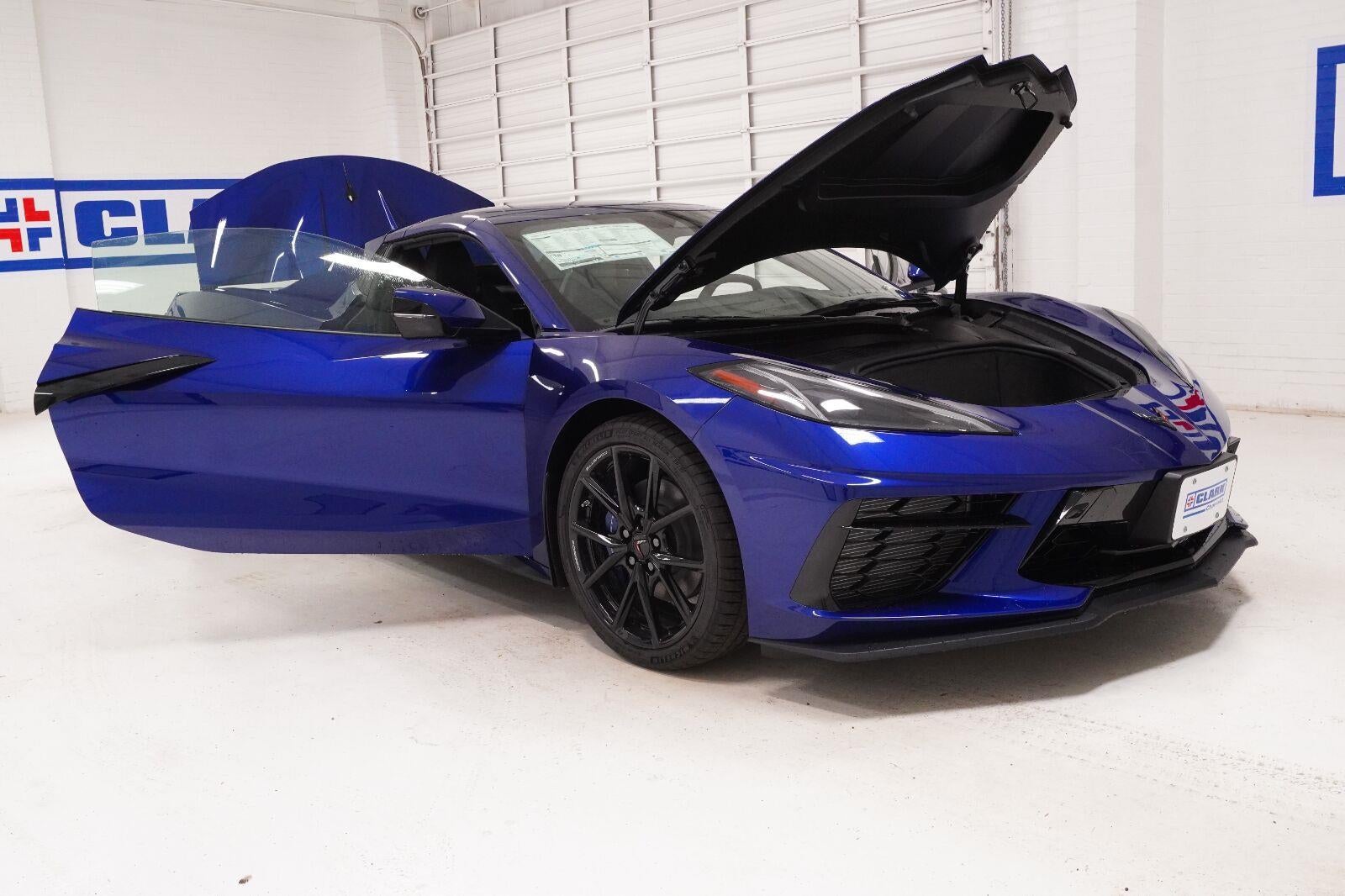 2027 Chevrolet Corvette Stingray 2LT