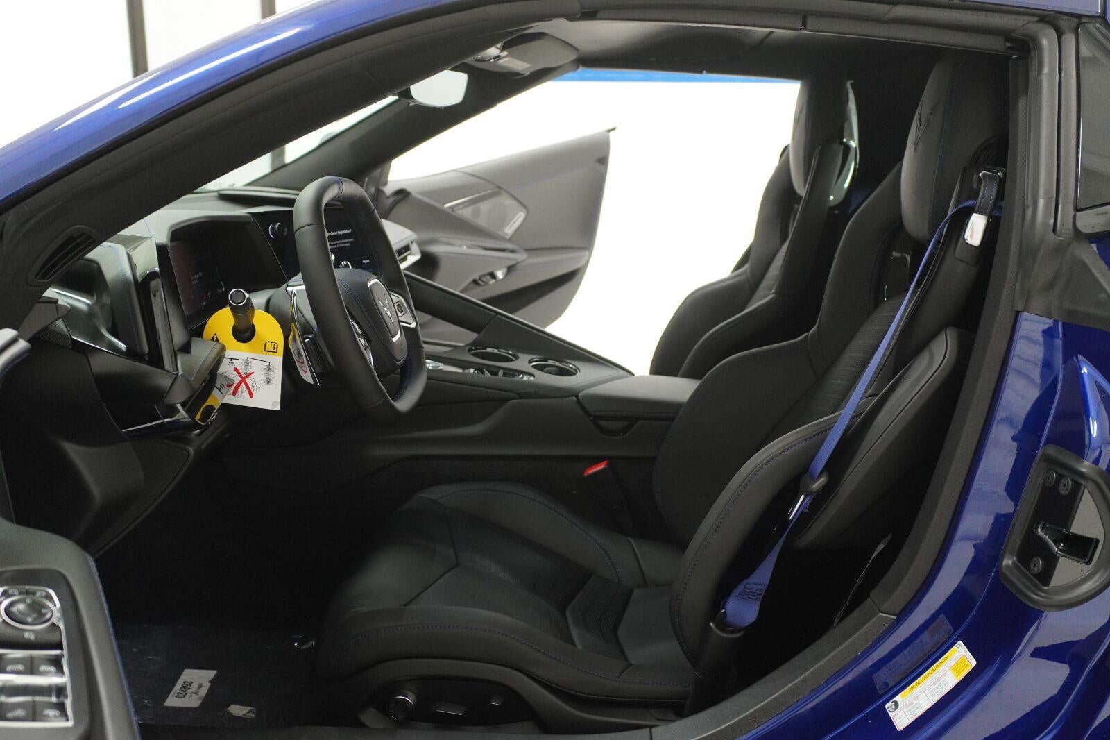 2027 Chevrolet Corvette Stingray 2LT