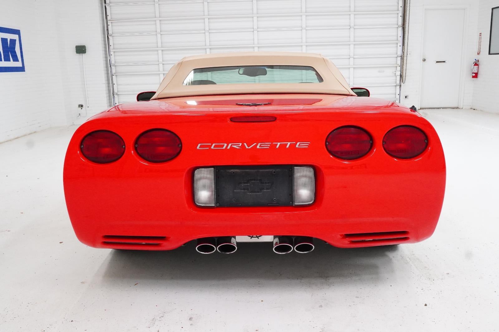 2004 Chevrolet Corvette BASE