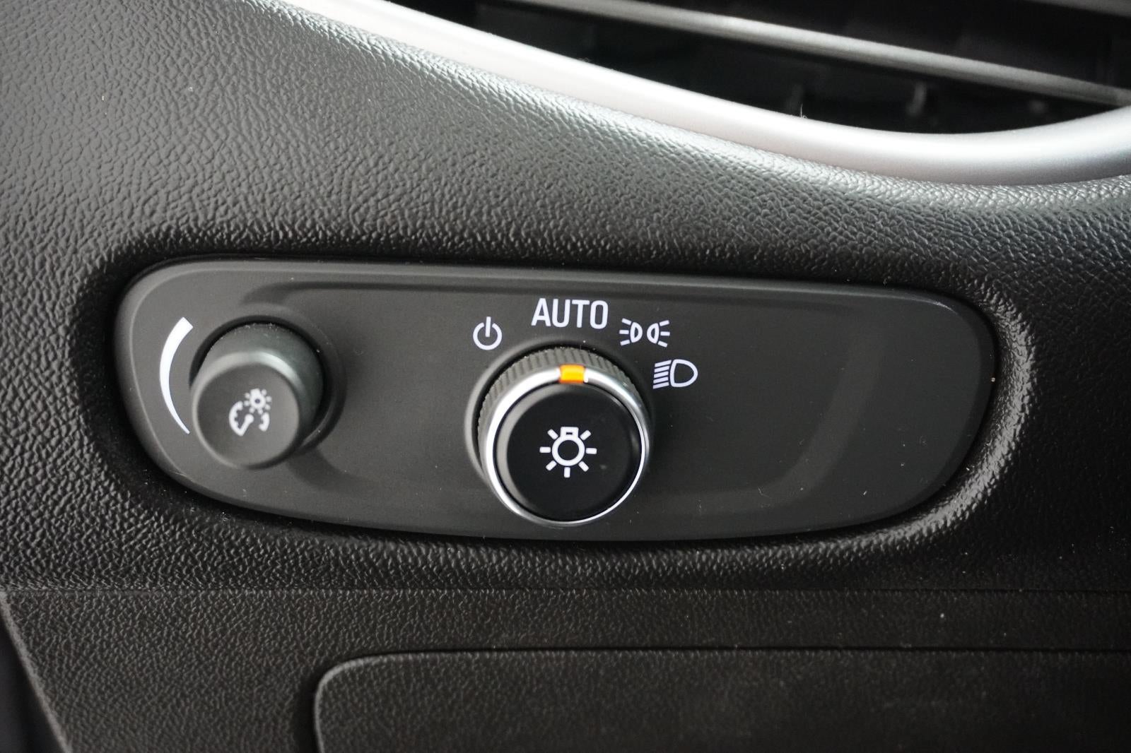 2021 Chevrolet Malibu LS