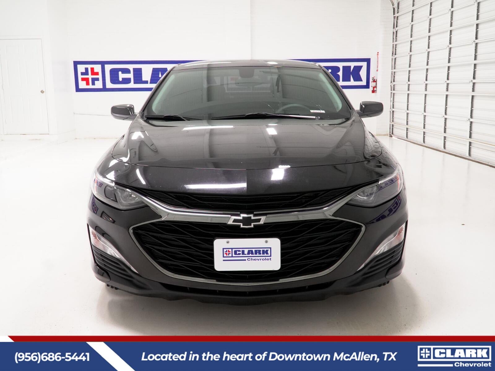 Used 2020 Chevrolet Malibu 1LT with VIN 1G1ZD5ST1LF133747 for sale in McAllen, TX