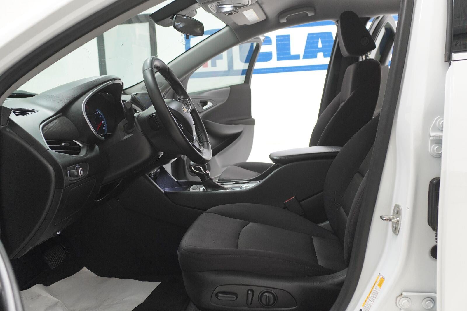 2023 Chevrolet Malibu RS