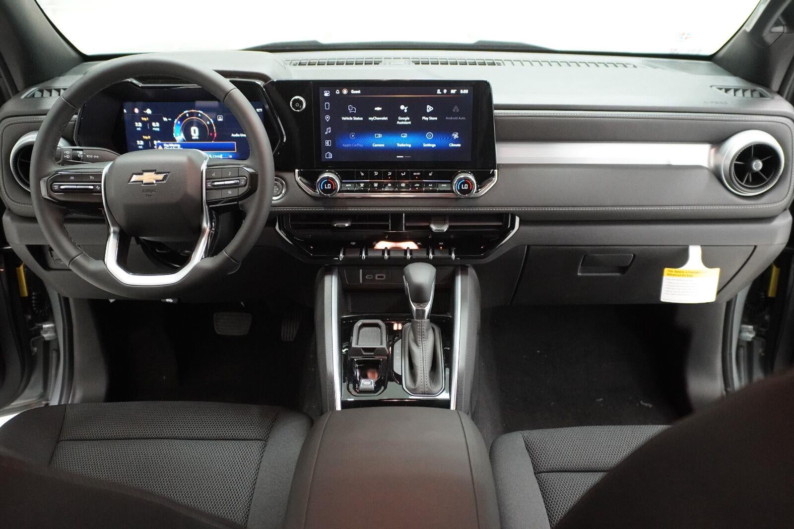 2026 Chevrolet Colorado LT - Photo 13