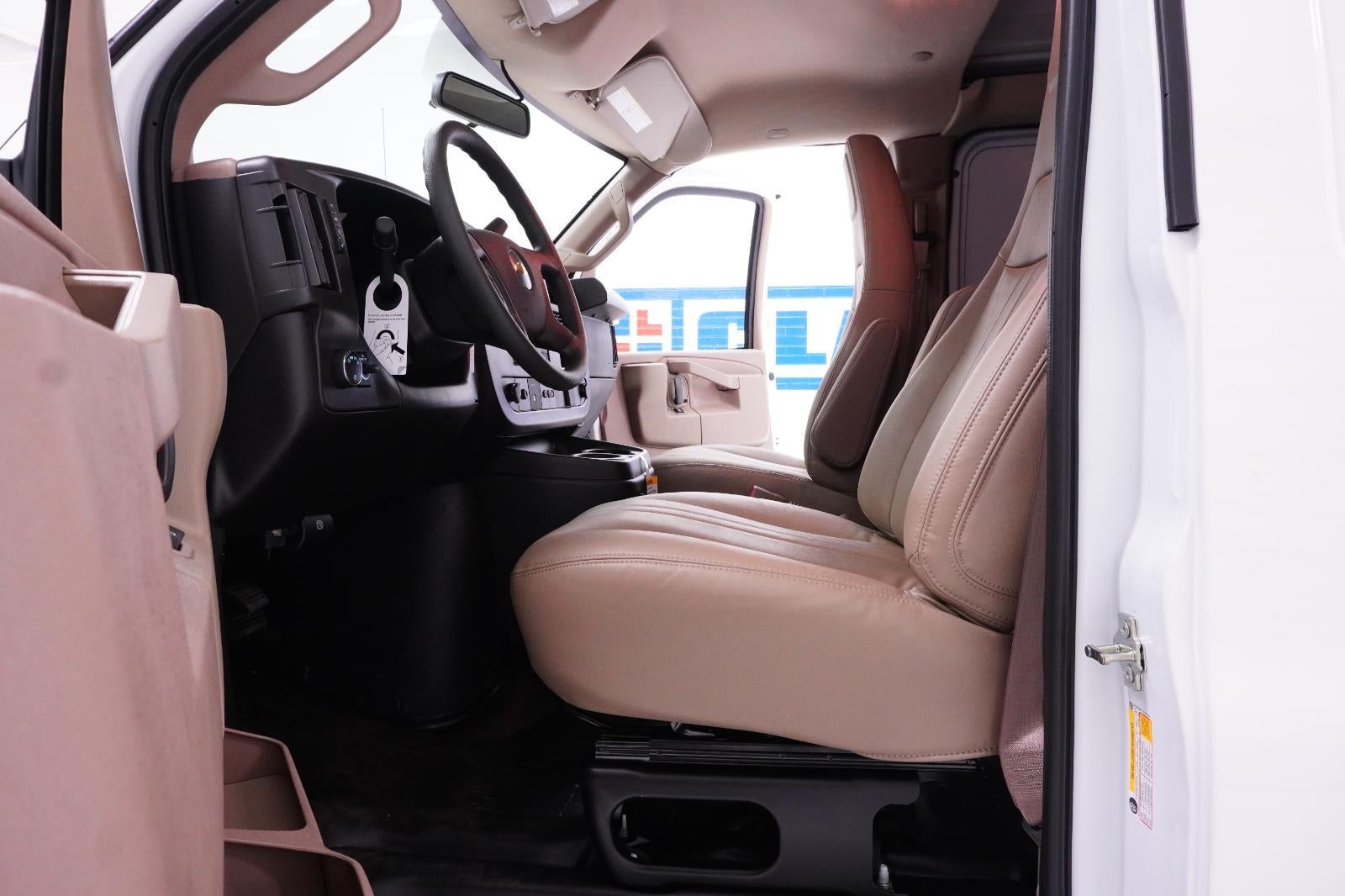 2025 Chevrolet Express Cargo 2500 WT