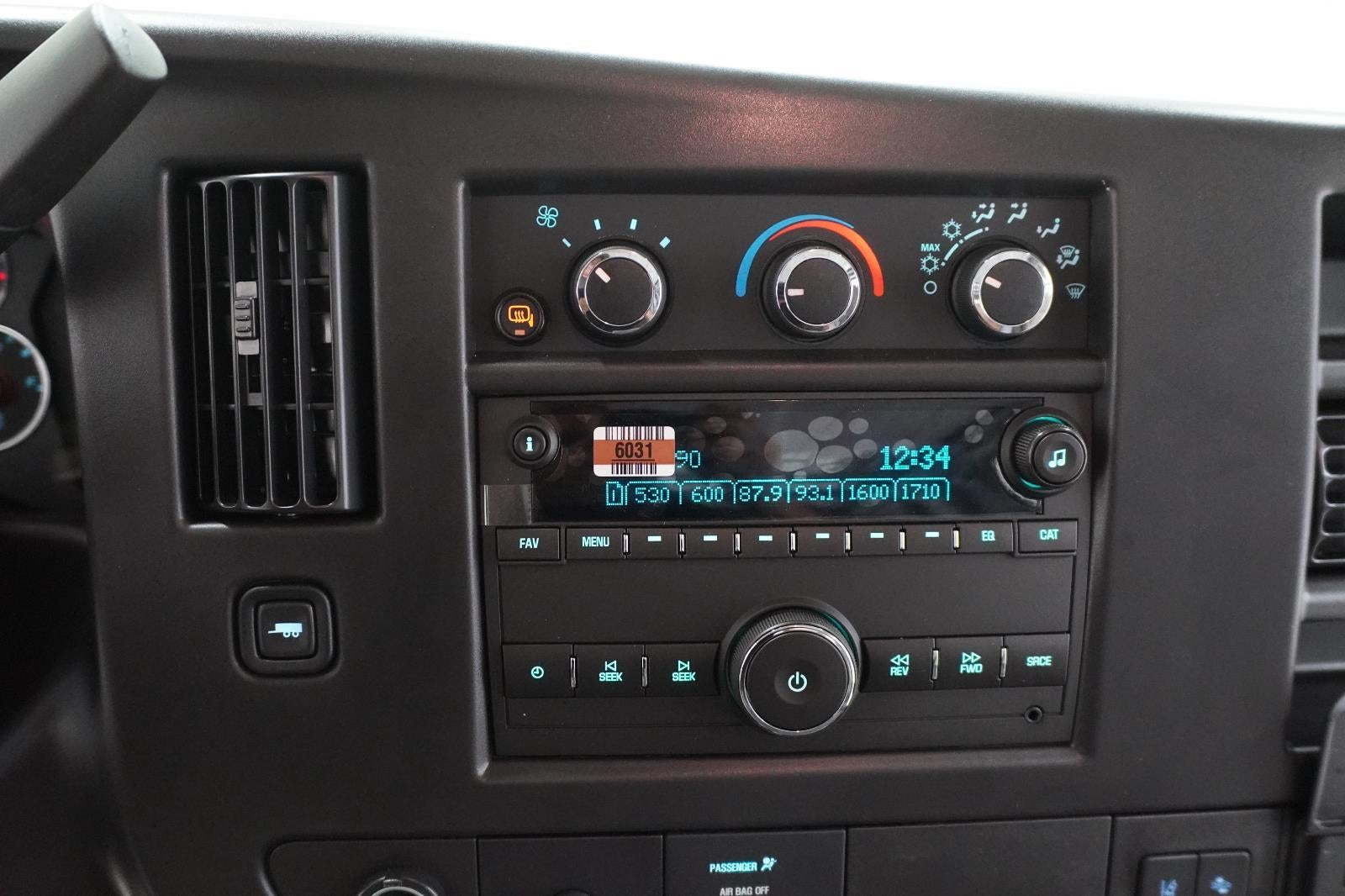 2026 Chevrolet Express Cargo WT