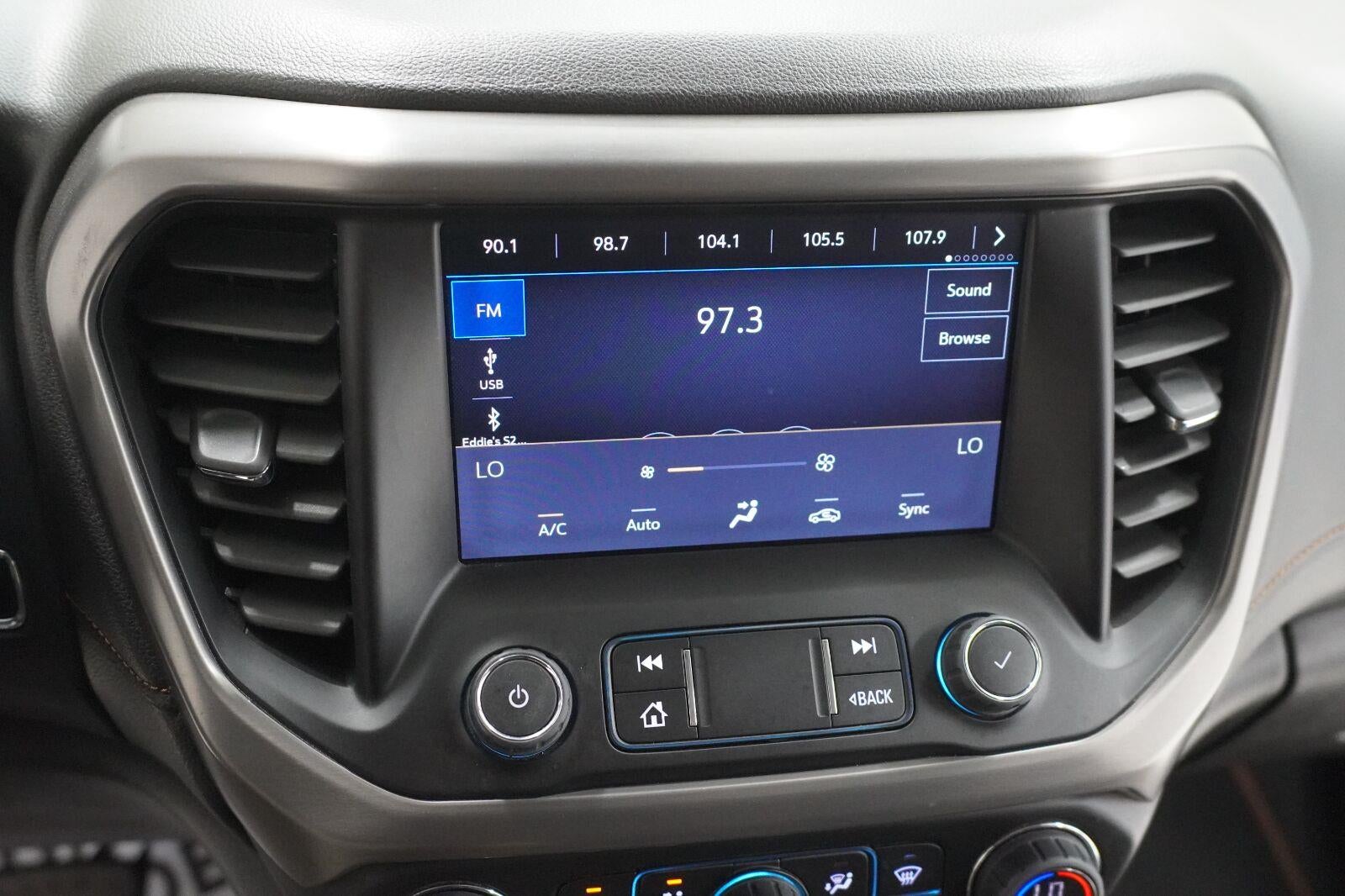 2023 GMC Acadia AT4