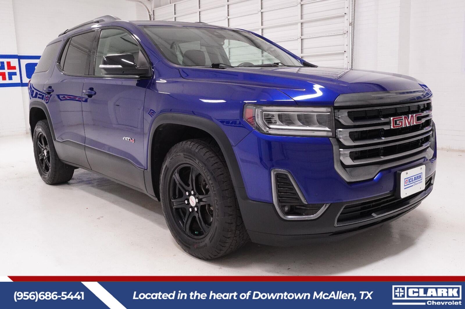 2023 GMC Acadia AT4