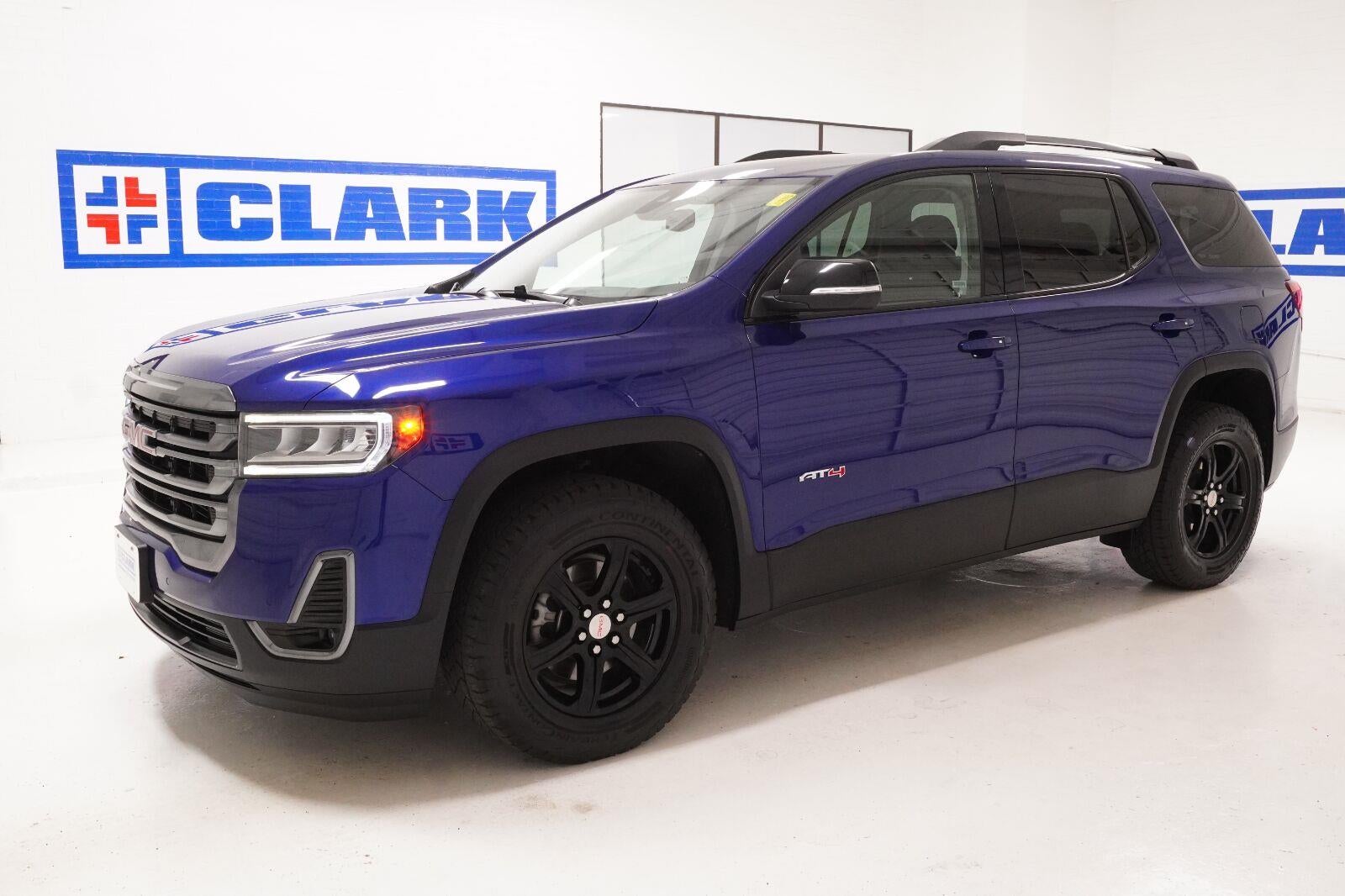 2023 GMC Acadia AT4