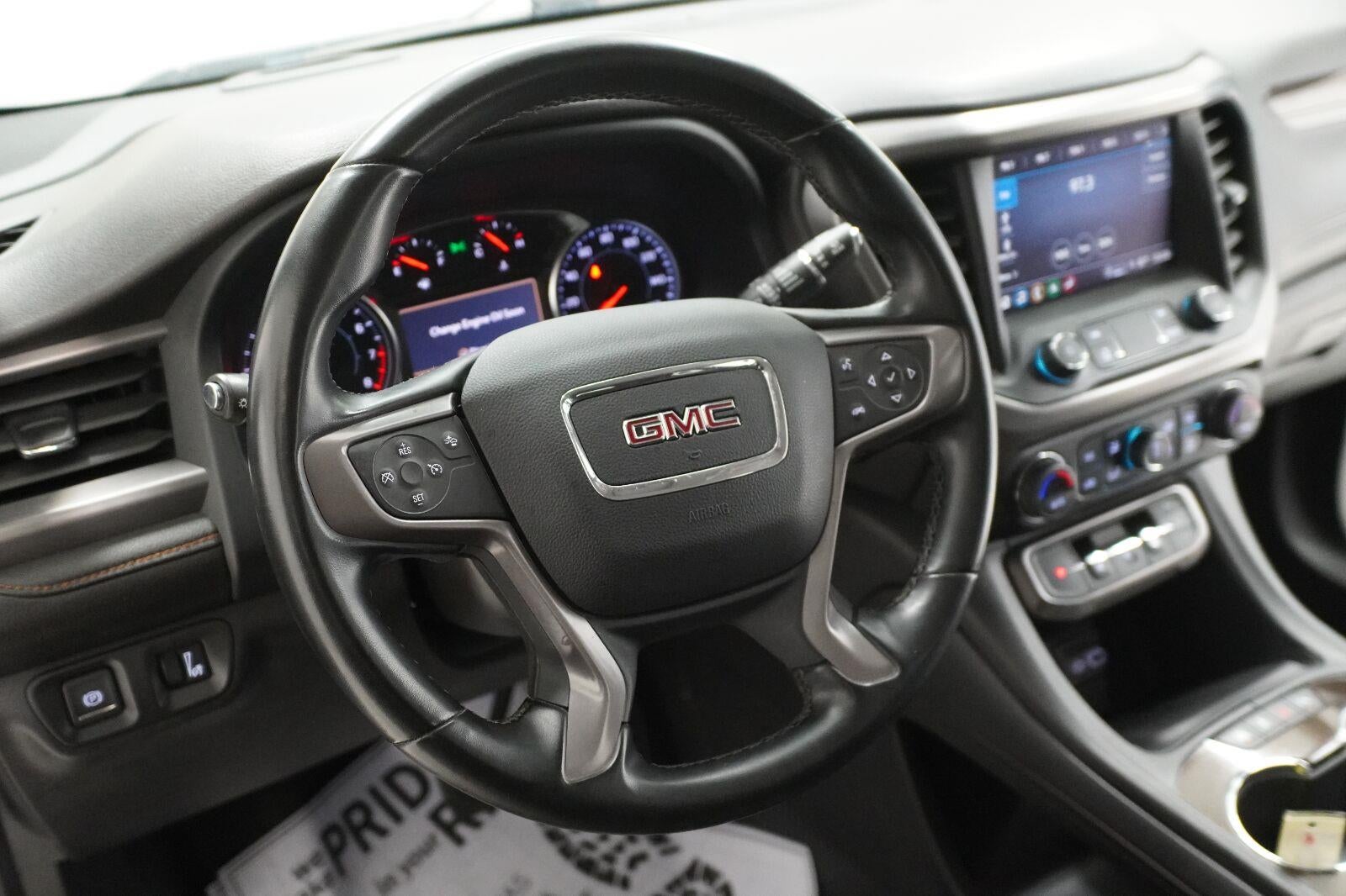 2023 GMC Acadia AT4