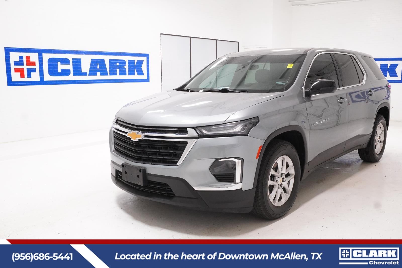 2023 Chevrolet Traverse LS