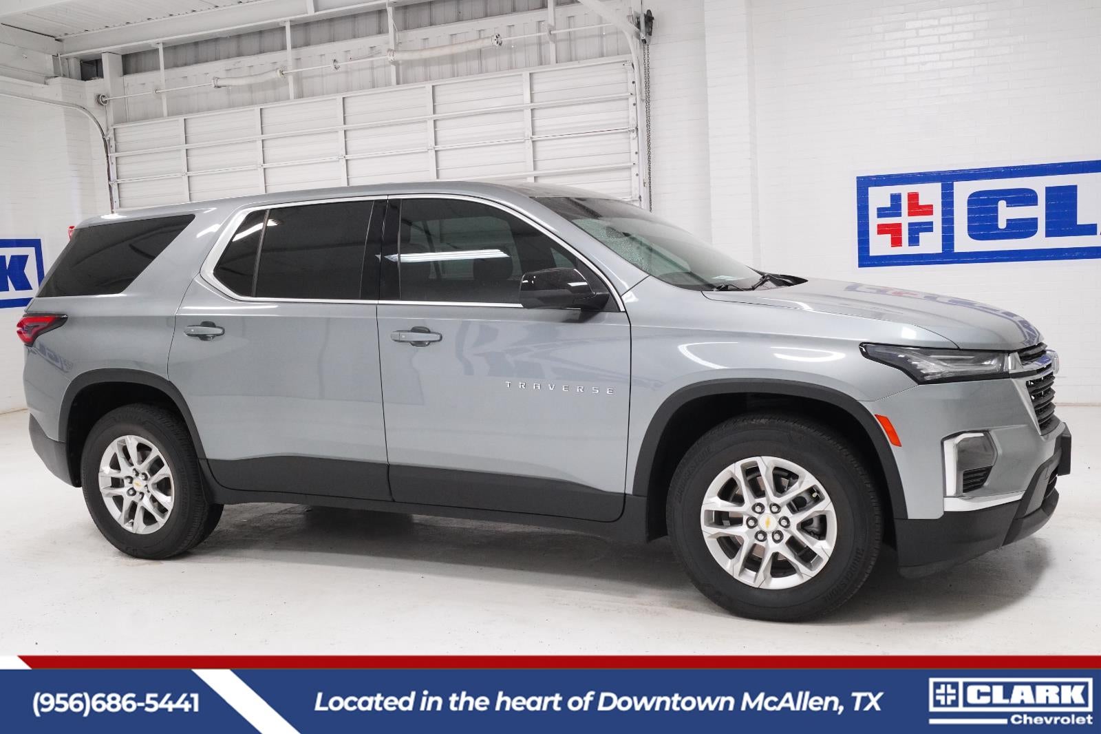 2023 Chevrolet Traverse LS