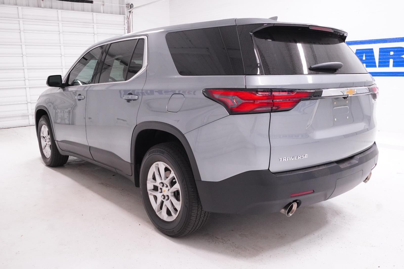2023 Chevrolet Traverse LS