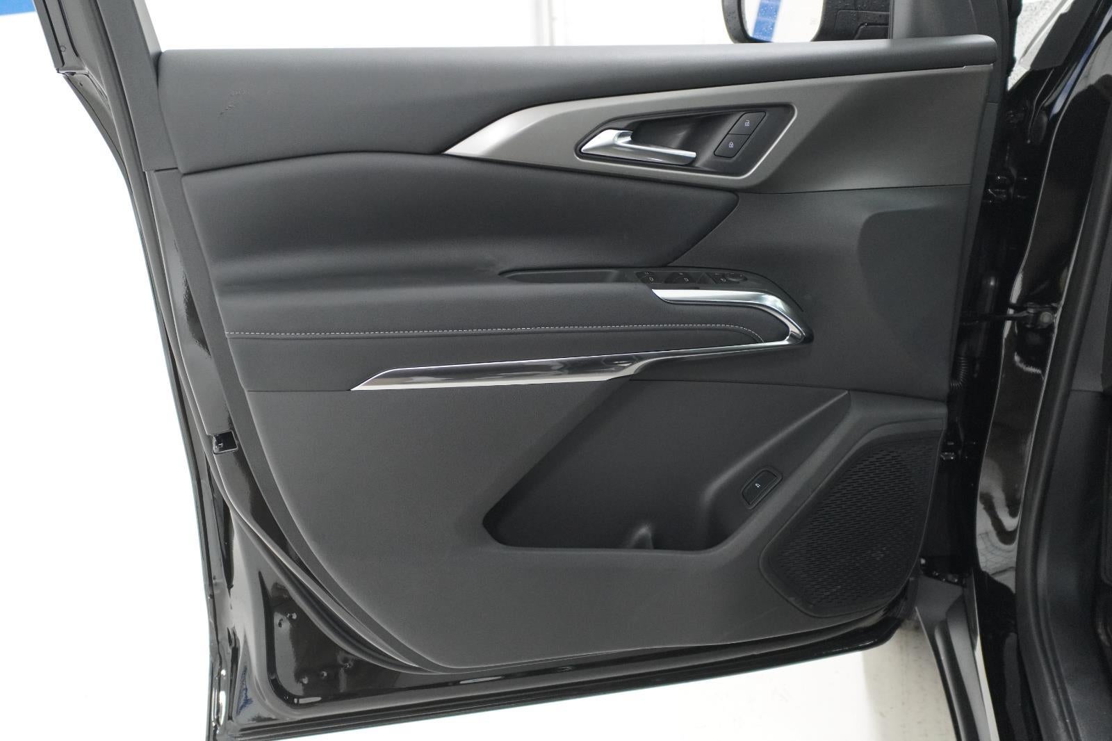 2026 Chevrolet Traverse LT - Photo 7
