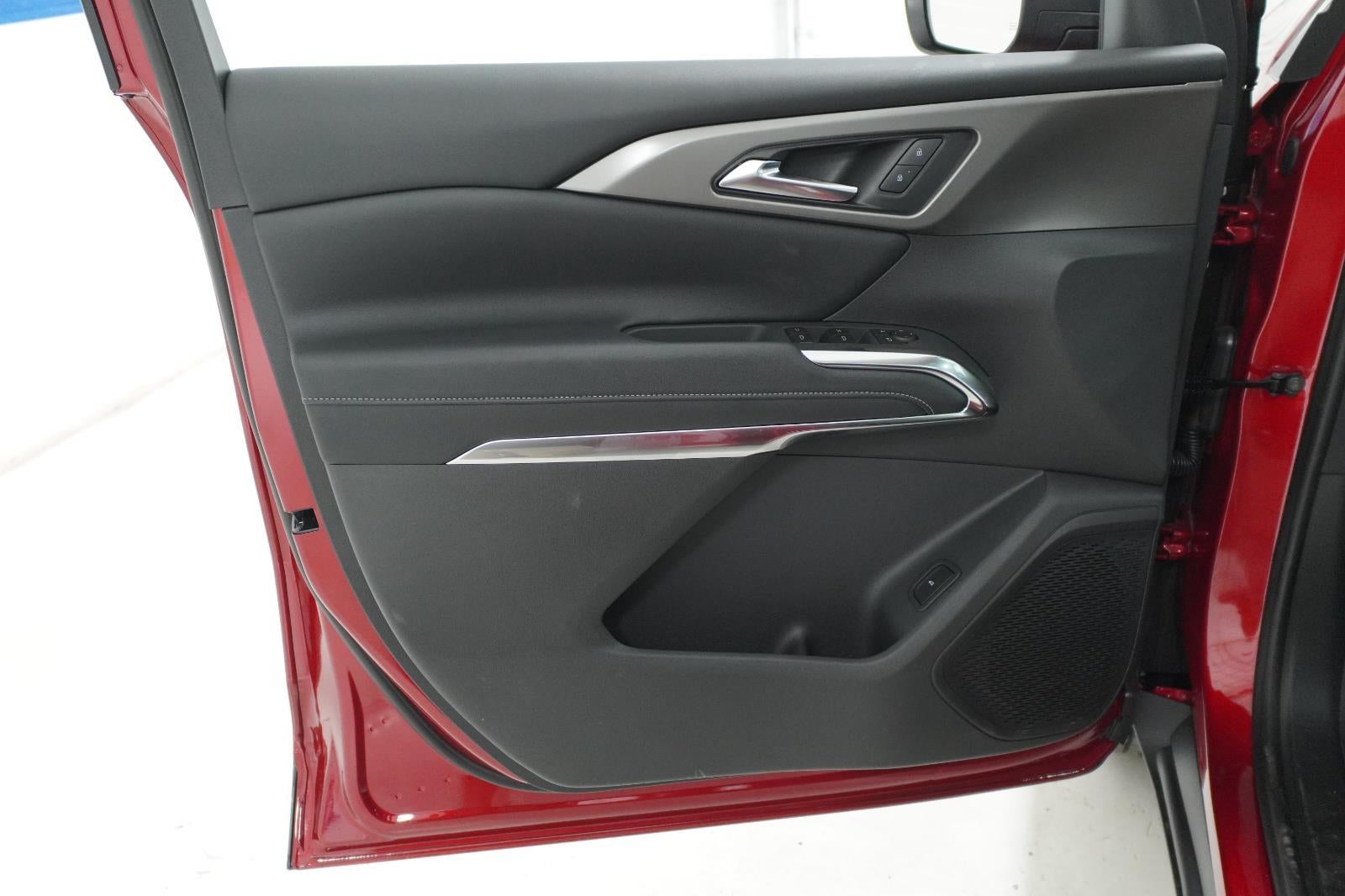 2026 Chevrolet Traverse LT - Photo 13