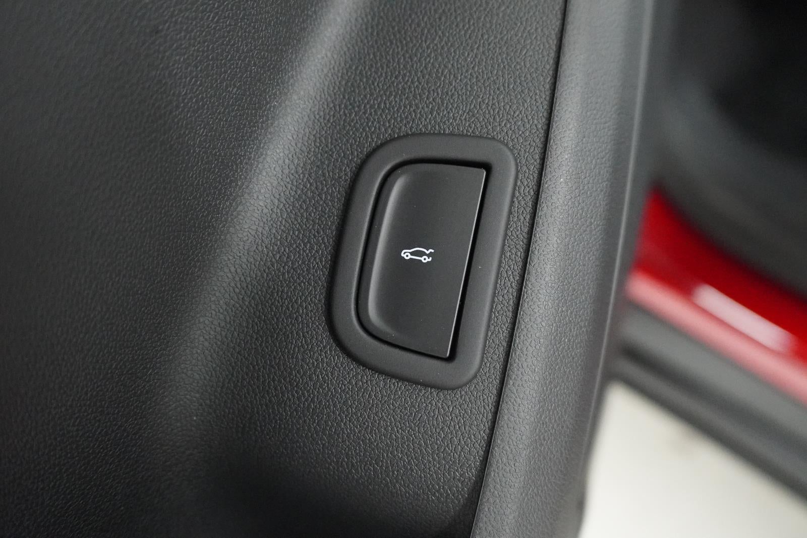 2026 Chevrolet Traverse LT - Photo 14