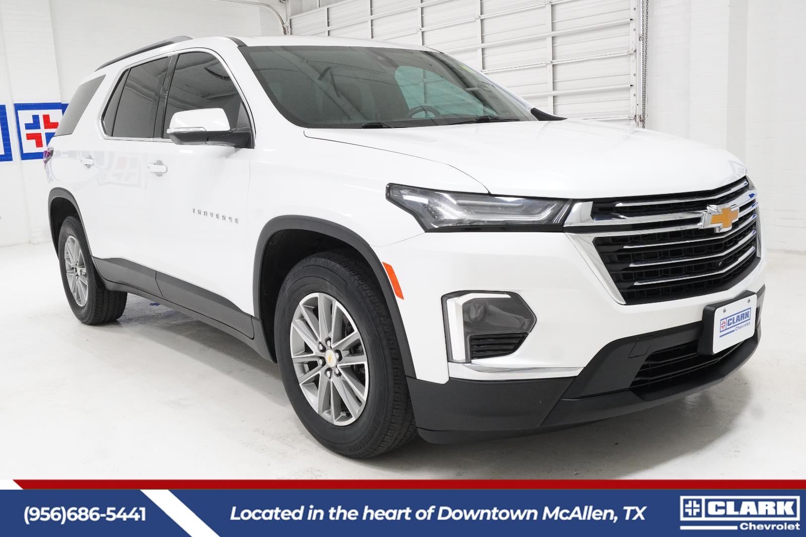2023 Chevrolet Traverse LT Cloth