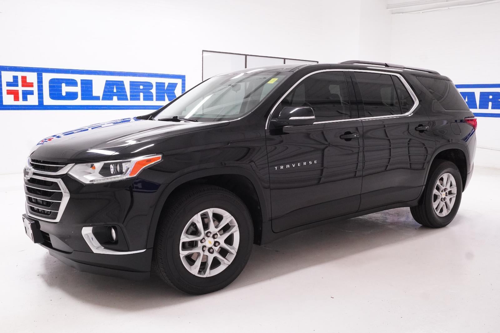 2021 Chevrolet Traverse LT Cloth