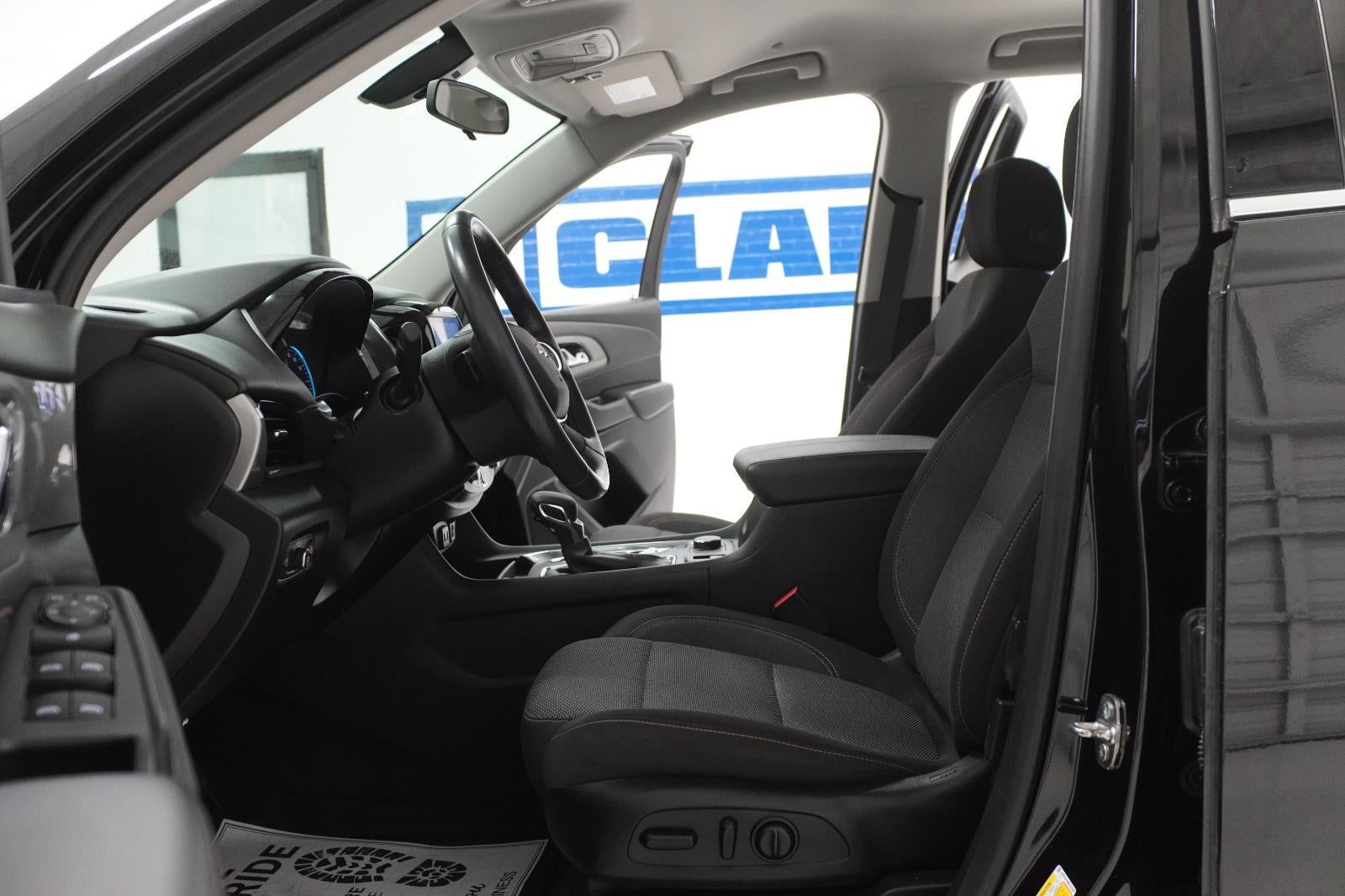 2021 Chevrolet Traverse LT Cloth