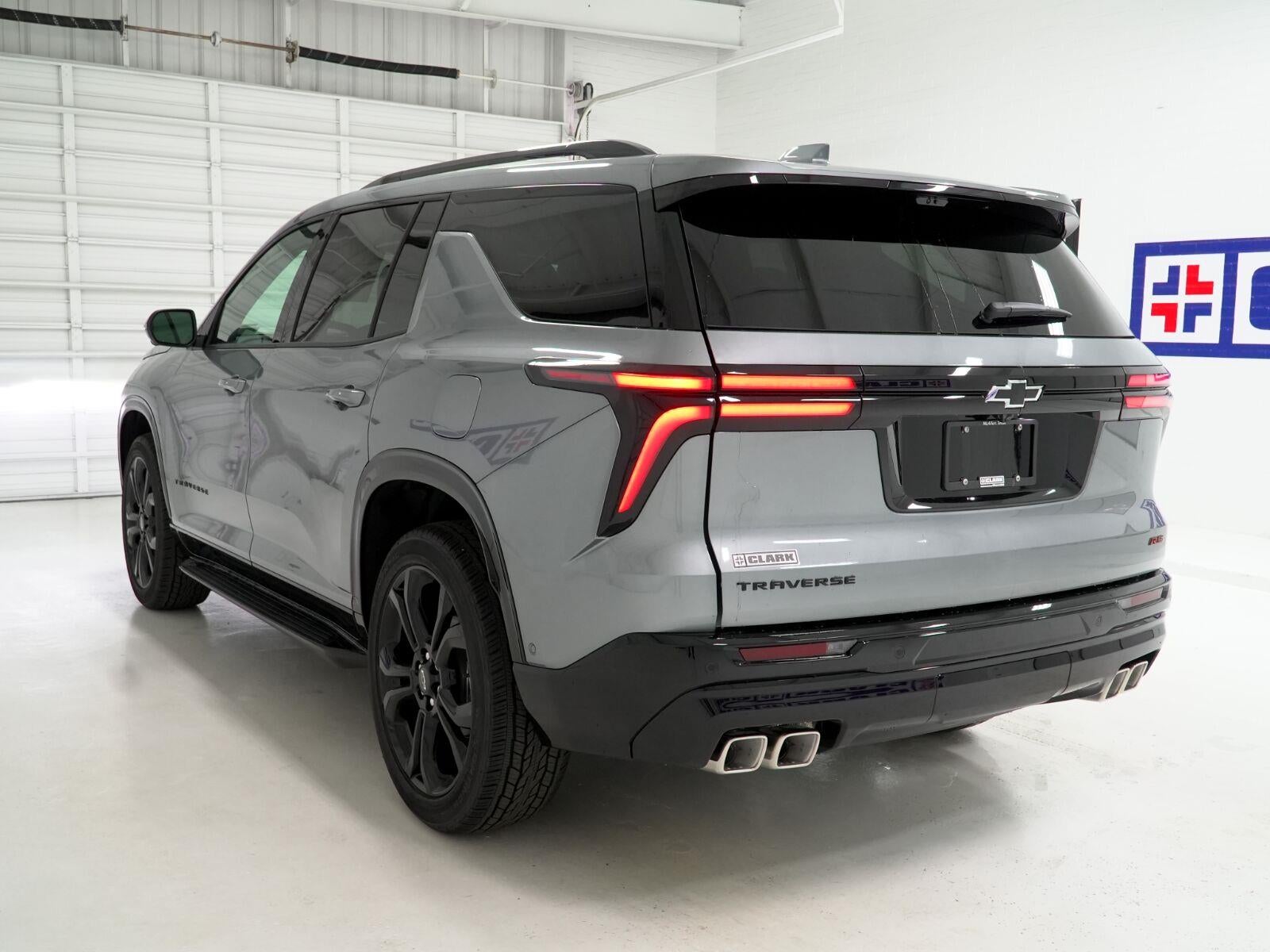 2027 Chevrolet Traverse RS
