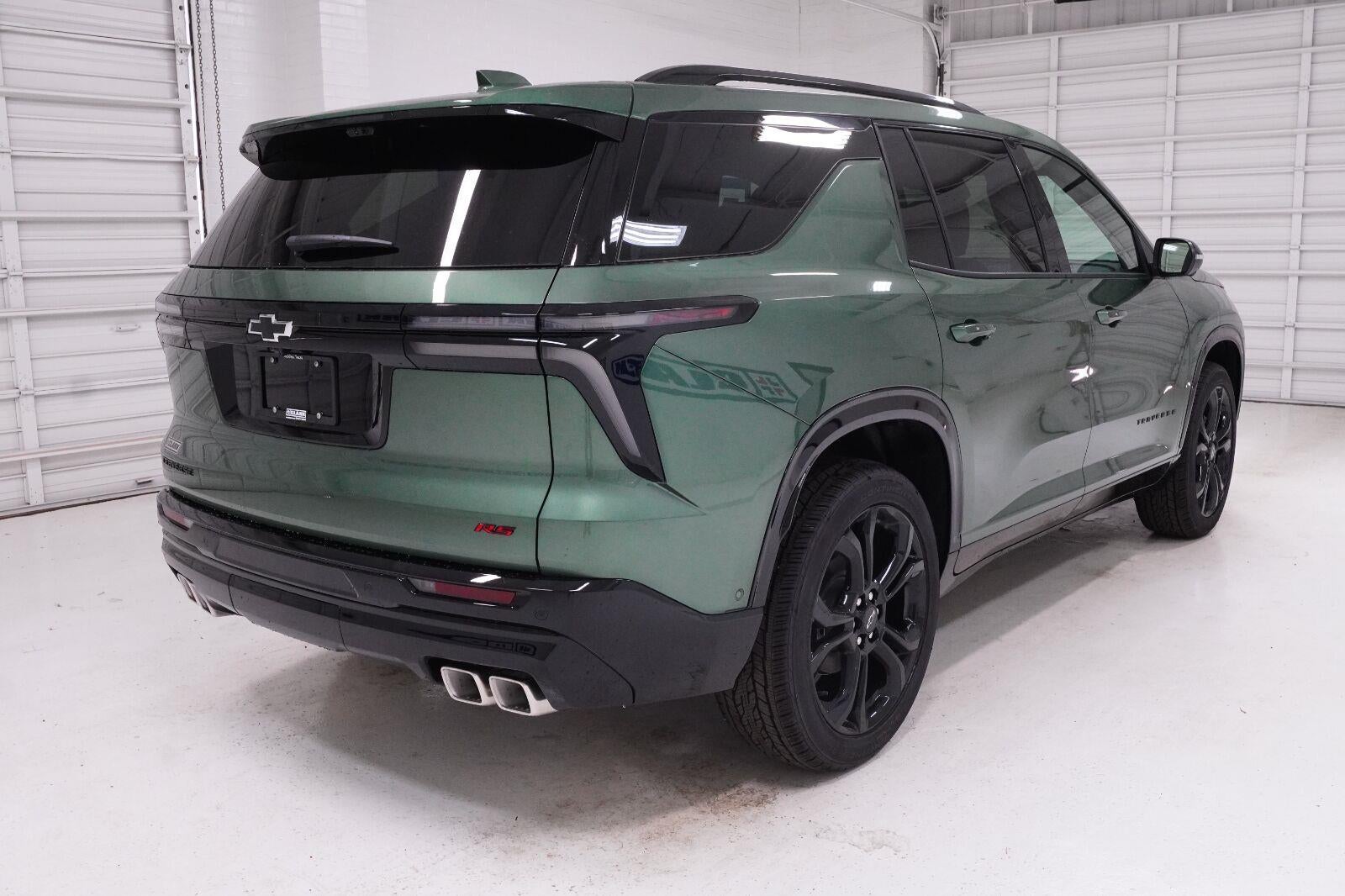2027 Chevrolet Traverse RS