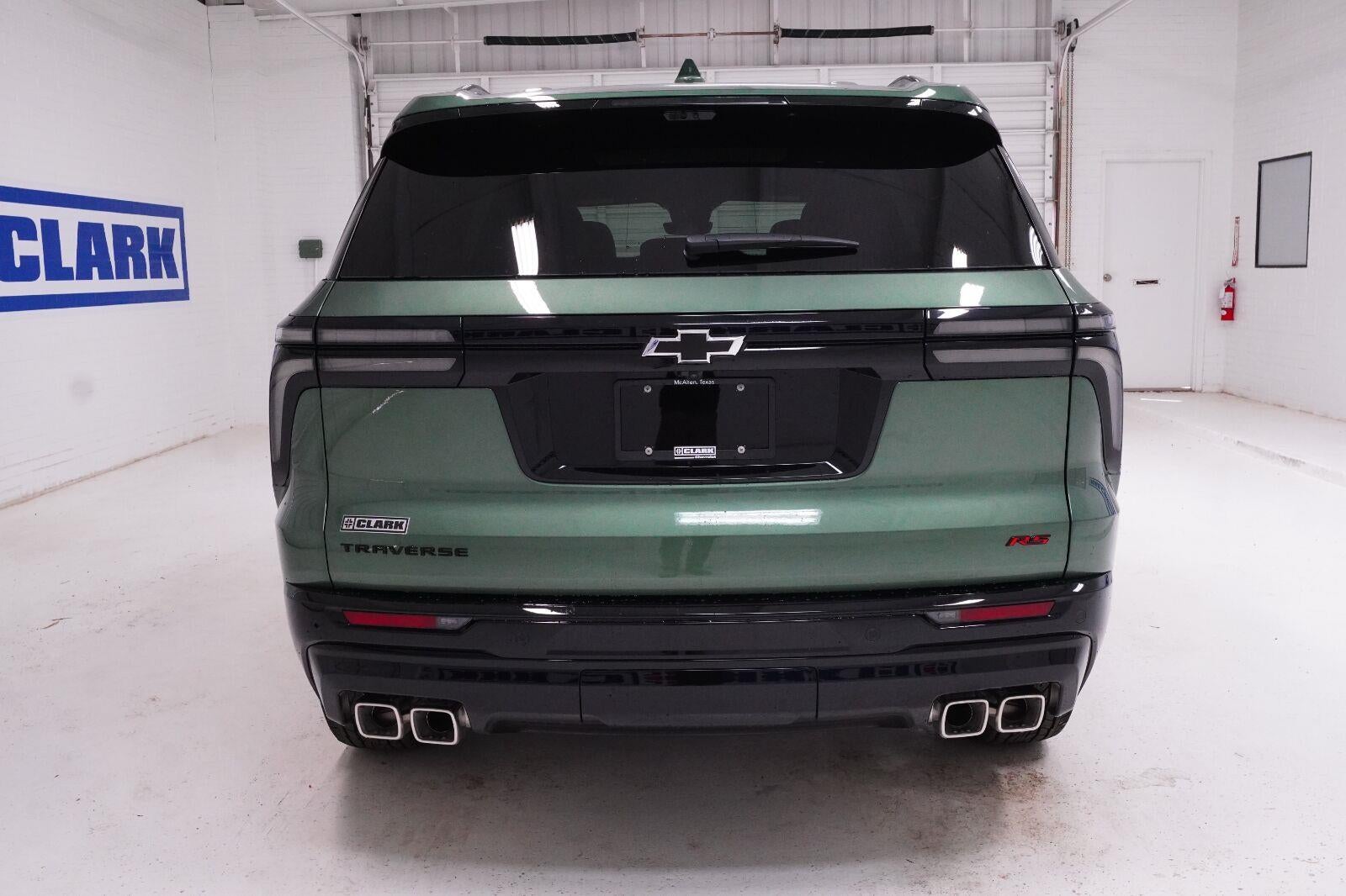 2027 Chevrolet Traverse RS