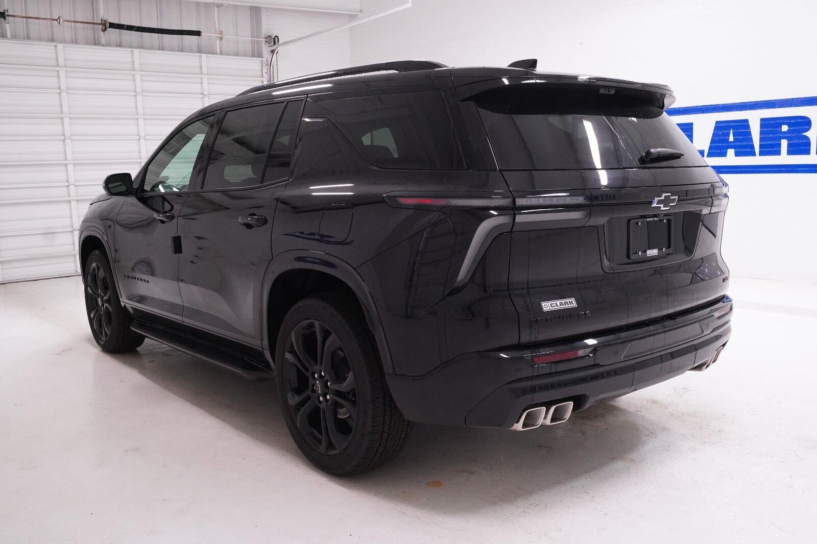 2027 Chevrolet Traverse RS