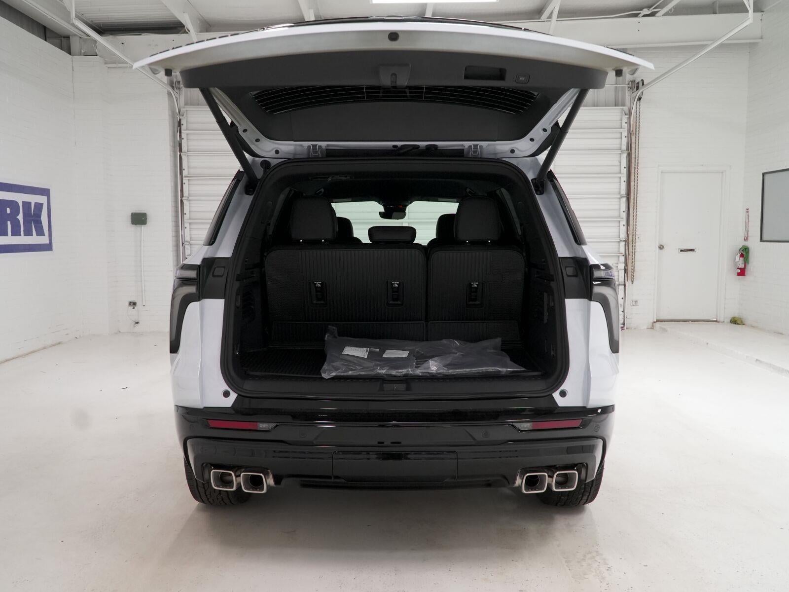2027 Chevrolet Traverse RS