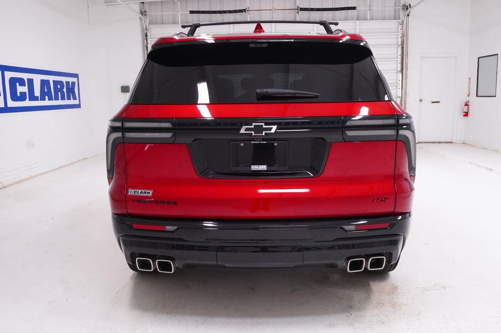 2025 Chevrolet Traverse RS