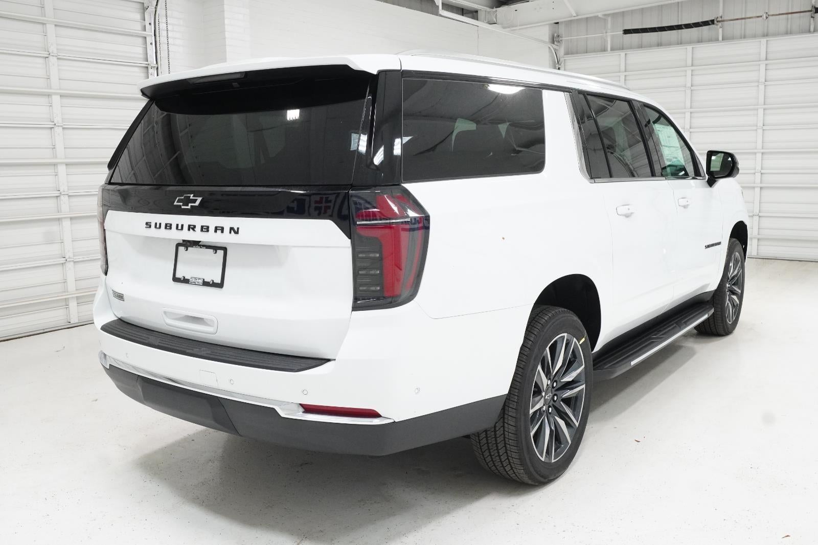 2026 Chevrolet Suburban LS