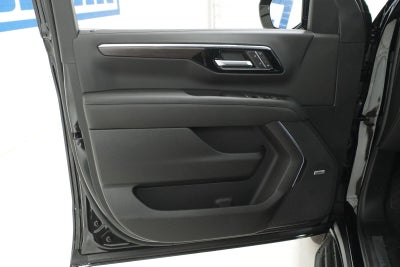 2027 Chevrolet Suburban LT