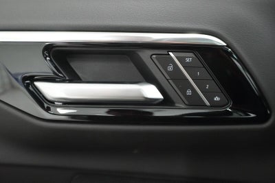 2027 Chevrolet Suburban LT