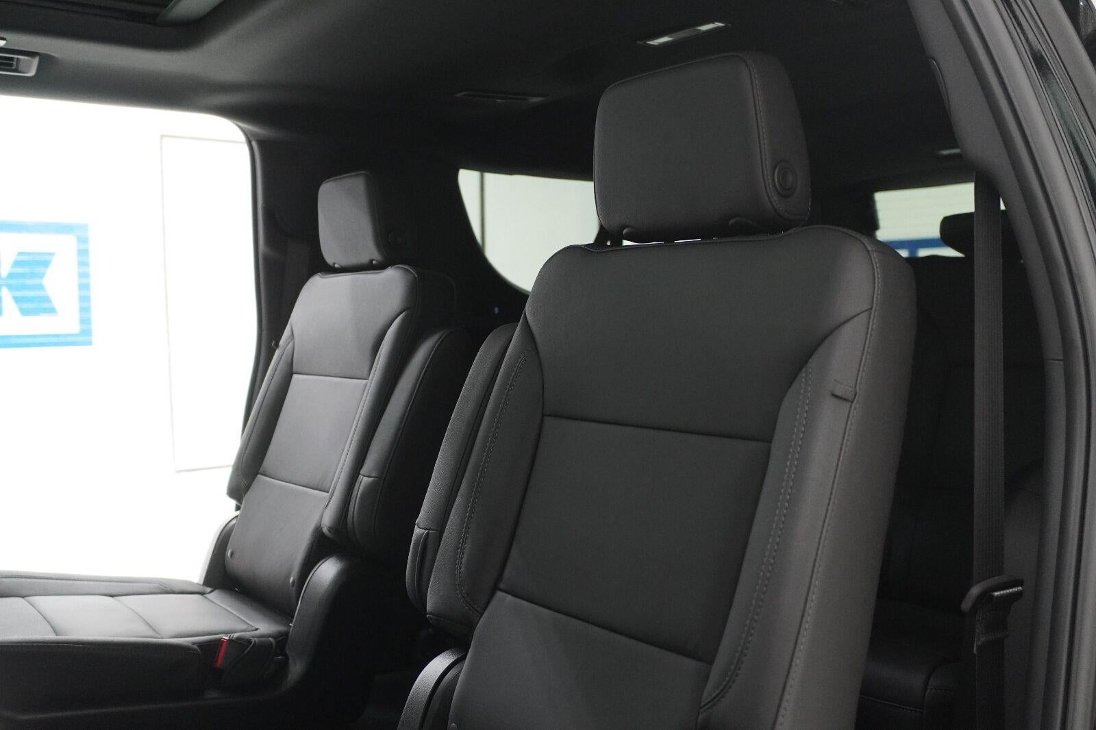 2027 Chevrolet Suburban LT