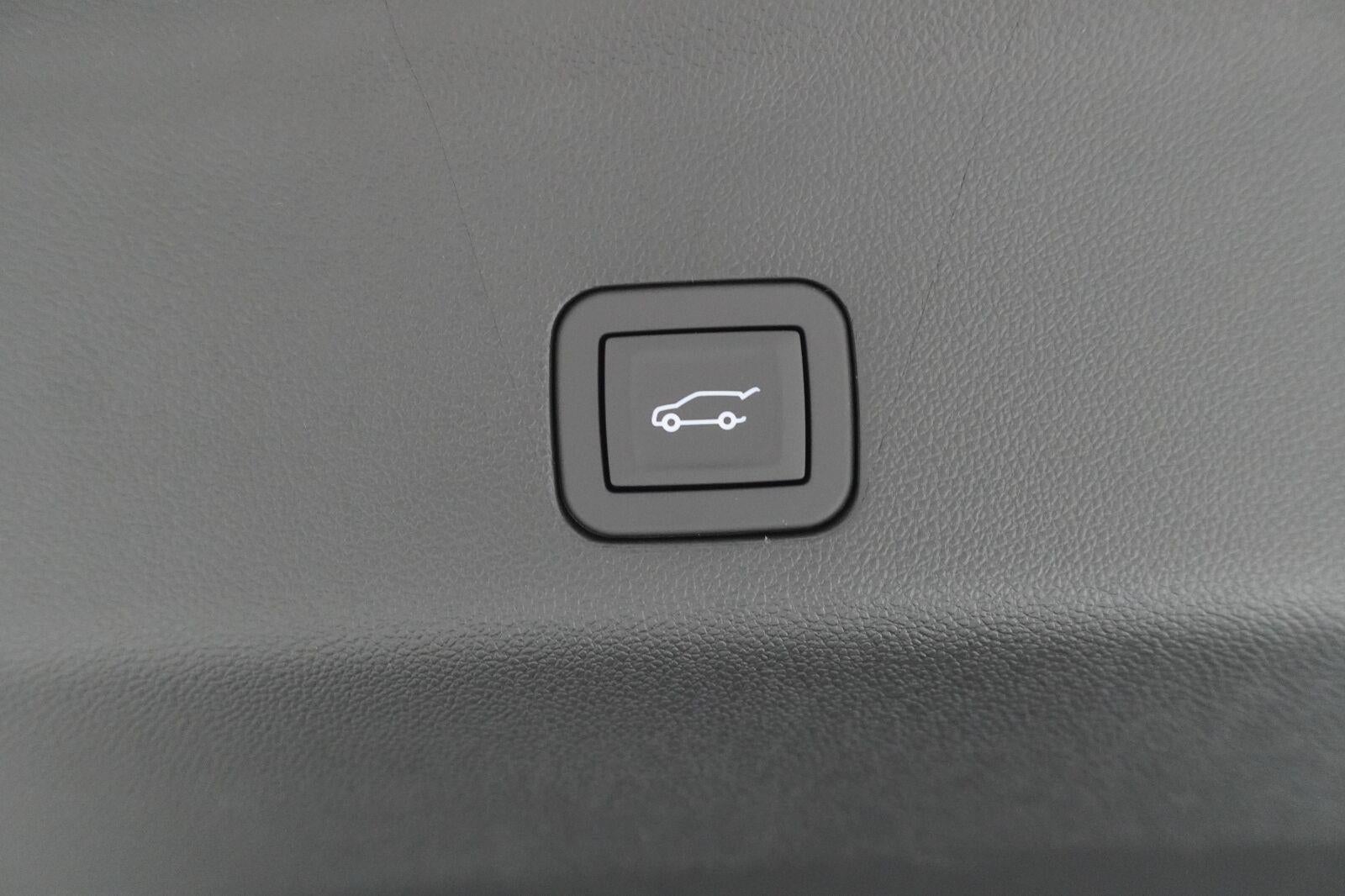 2027 Chevrolet Suburban LT
