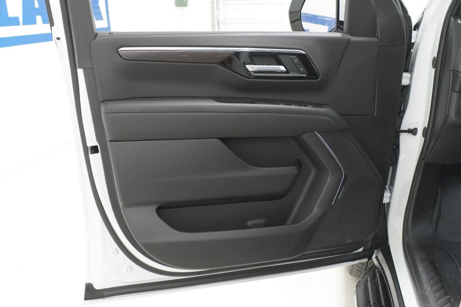 2026 Chevrolet Tahoe LS - Photo 22