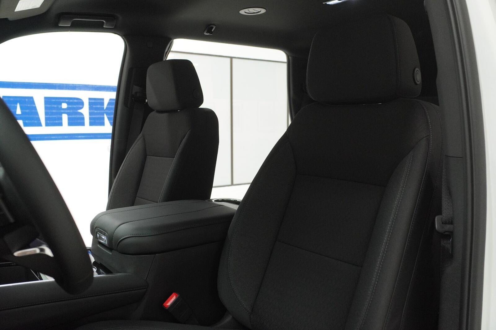 2027 Chevrolet Tahoe LS - Photo 7