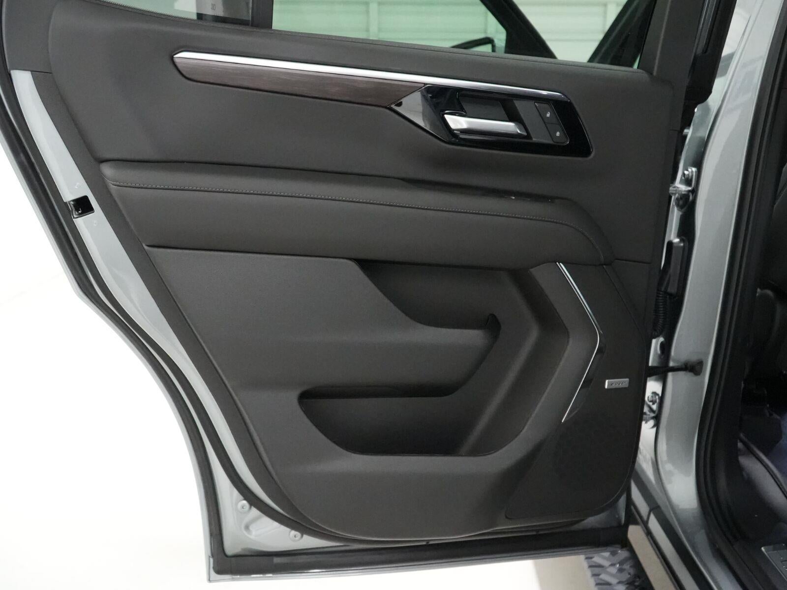 2027 Chevrolet Tahoe Z71