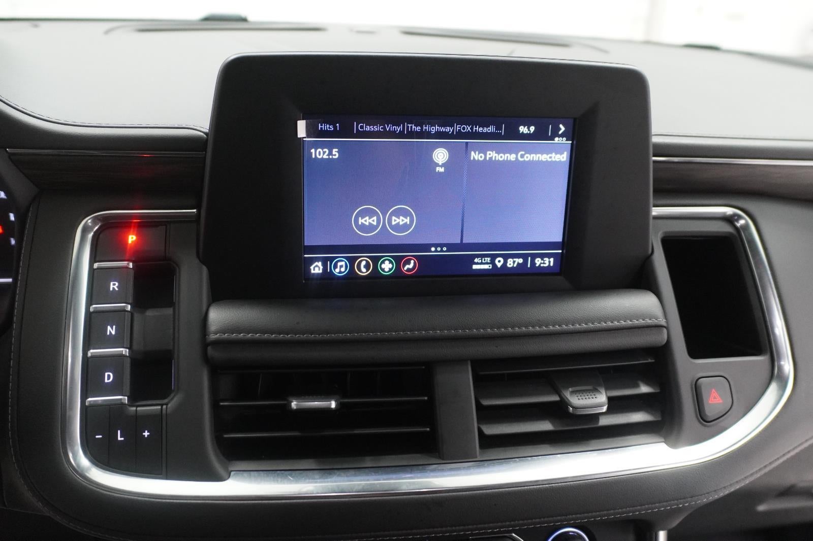 2023 Chevrolet Suburban LS
