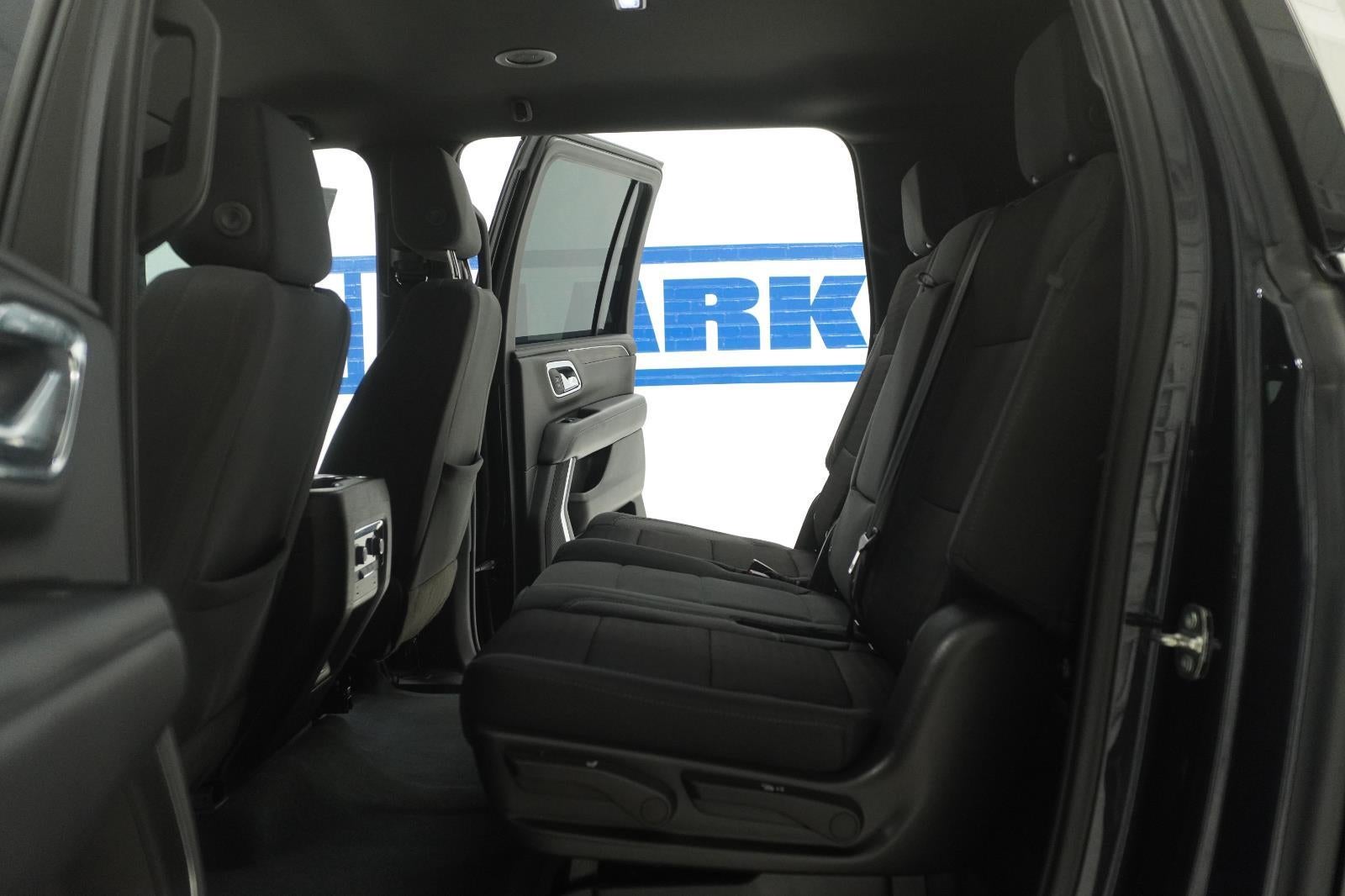 2023 Chevrolet Suburban LS