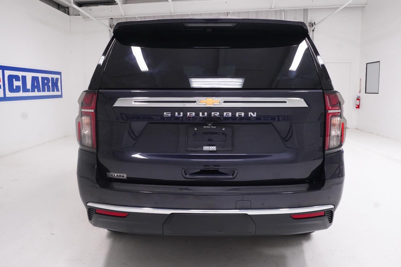 2023 Chevrolet Suburban LS