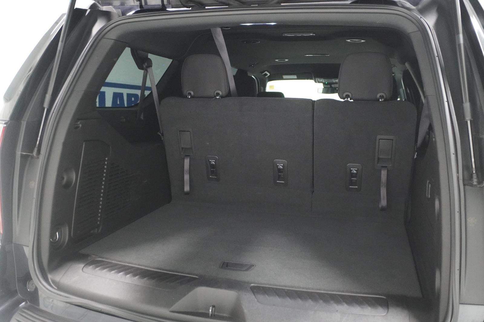 2023 Chevrolet Suburban LS