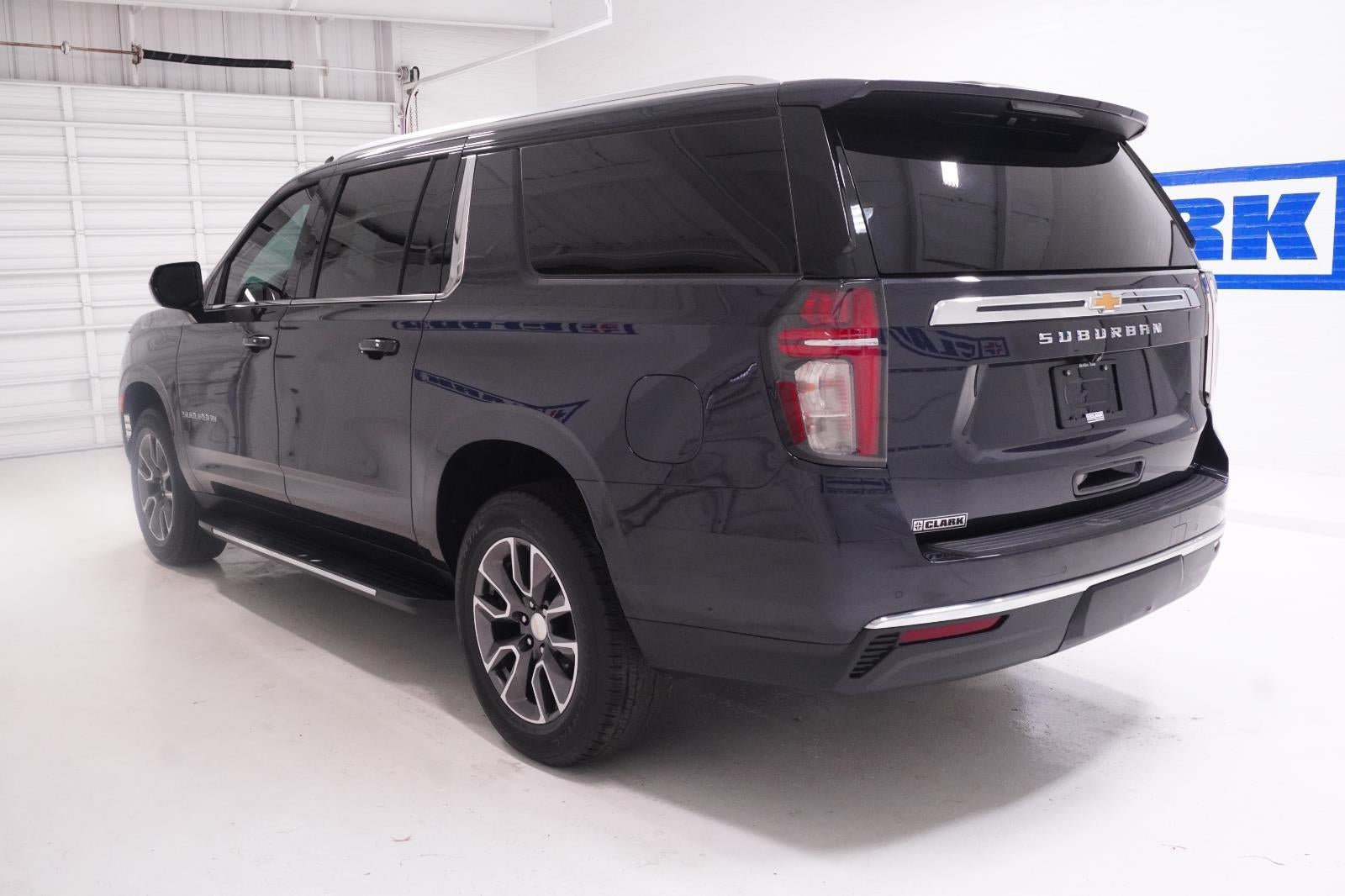 2023 Chevrolet Suburban LS