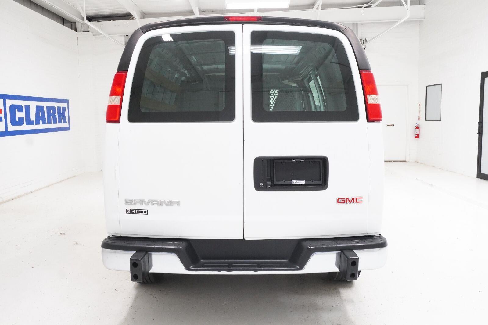 2018 GMC Savana Cargo 2500 VAN 2500 R
